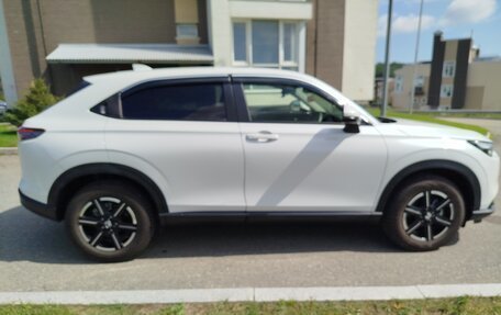 Honda Vezel, 2024 год, 2 760 000 рублей, 8 фотография