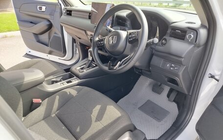 Honda Vezel, 2024 год, 2 760 000 рублей, 12 фотография