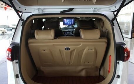 Buick GL8 III, 2022 год, 3 190 000 рублей, 7 фотография