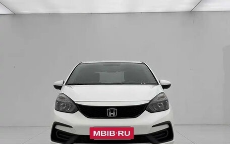 Honda Fit, 2022 год, 1 030 000 рублей, 2 фотография