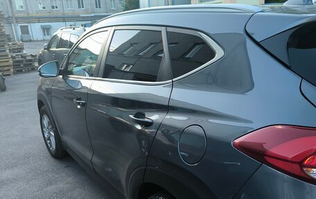 Hyundai Tucson III, 2018 год, 2 100 000 рублей, 10 фотография