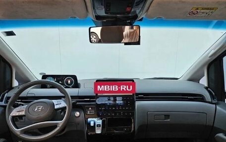 Hyundai Staria, 2022 год, 4 130 000 рублей, 7 фотография