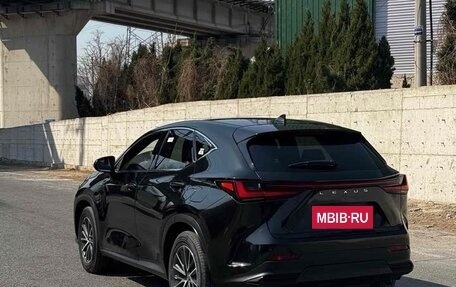 Lexus NX, 2022 год, 4 000 000 рублей, 4 фотография