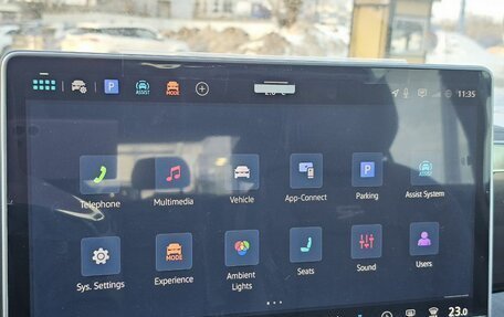 Volkswagen Tiguan, 2024 год, 5 040 000 рублей, 10 фотография