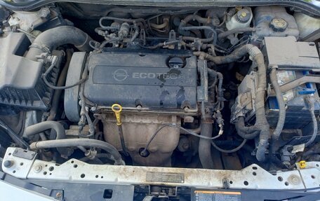 Opel Astra J, 2011 год, 700 000 рублей, 11 фотография