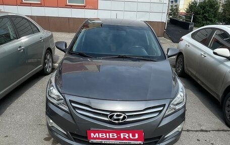 Hyundai Solaris II рестайлинг, 2014 год, 950 000 рублей, 4 фотография