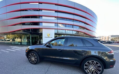 Porsche Macan I рестайлинг, 2021 год, 6 080 000 рублей, 3 фотография