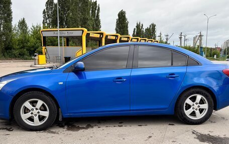 Chevrolet Cruze II, 2011 год, 749 000 рублей, 6 фотография