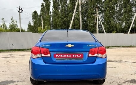 Chevrolet Cruze II, 2011 год, 749 000 рублей, 4 фотография