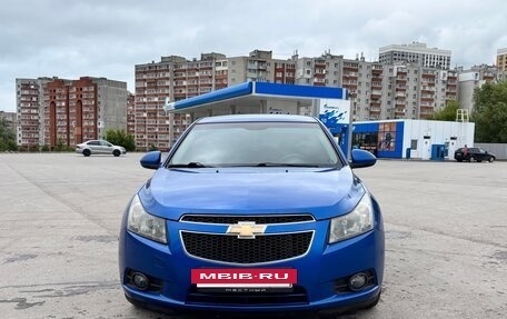 Chevrolet Cruze II, 2011 год, 749 000 рублей, 8 фотография