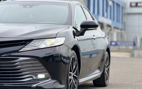 Toyota Camry, 2018 год, 2 700 000 рублей, 9 фотография