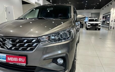 Suzuki Ertiga II, 2023 год, 2 000 000 рублей, 8 фотография