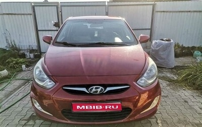 Hyundai Solaris II рестайлинг, 2012 год, 495 000 рублей, 1 фотография