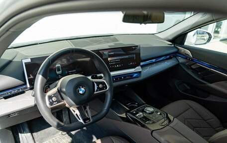 BMW 5 серия, 2025 год, 7 290 000 рублей, 3 фотография