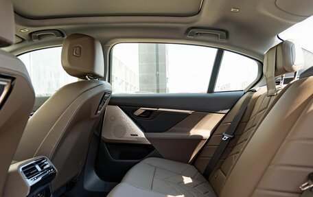 BMW 5 серия, 2025 год, 7 290 000 рублей, 15 фотография