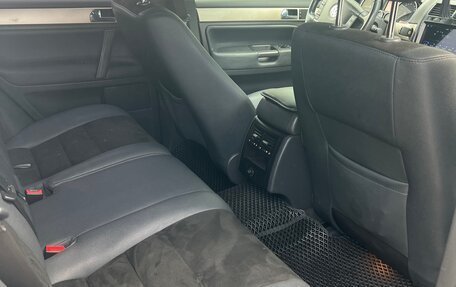 Volkswagen Touareg III, 2009 год, 1 690 000 рублей, 8 фотография