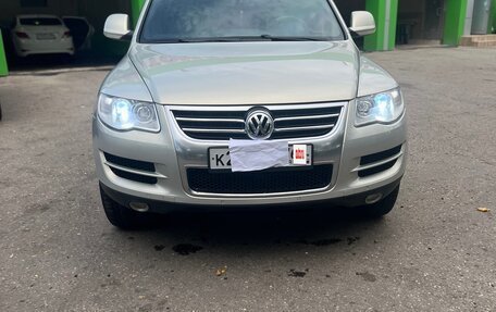 Volkswagen Touareg III, 2009 год, 1 690 000 рублей, 4 фотография