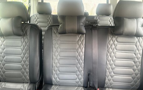 Volkswagen Caravelle T5, 2009 год, 1 850 000 рублей, 8 фотография