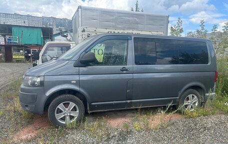 Volkswagen Caravelle T5, 2009 год, 1 850 000 рублей, 2 фотография