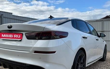 KIA Optima IV, 2018 год, 1 850 000 рублей, 9 фотография