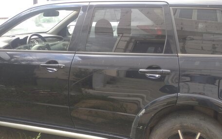 Mitsubishi Outlander III рестайлинг 3, 2006 год, 650 000 рублей, 9 фотография