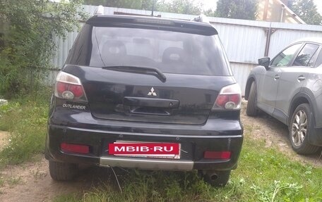 Mitsubishi Outlander III рестайлинг 3, 2006 год, 650 000 рублей, 3 фотография