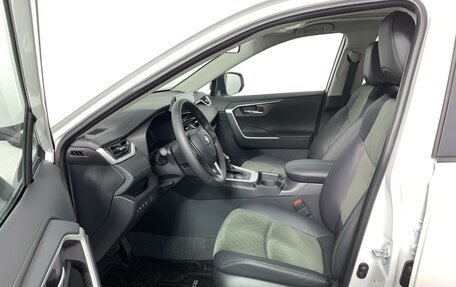 Toyota RAV4, 2024 год, 4 650 000 рублей, 10 фотография