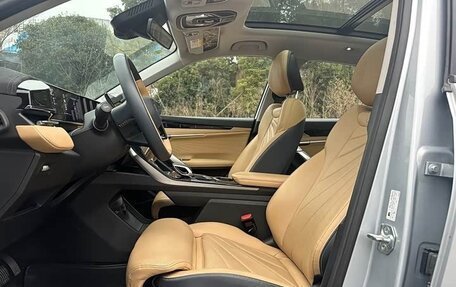 Geely Atlas, 2024 год, 1 850 000 рублей, 4 фотография
