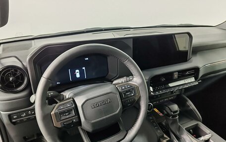 Toyota Land Cruiser Prado, 2024 год, 12 290 000 рублей, 13 фотография