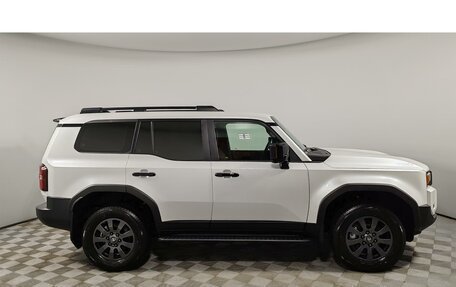 Toyota Land Cruiser Prado, 2024 год, 12 290 000 рублей, 8 фотография