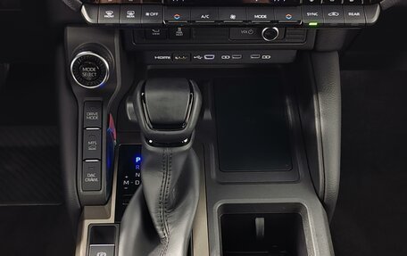Toyota Land Cruiser Prado, 2024 год, 12 290 000 рублей, 22 фотография