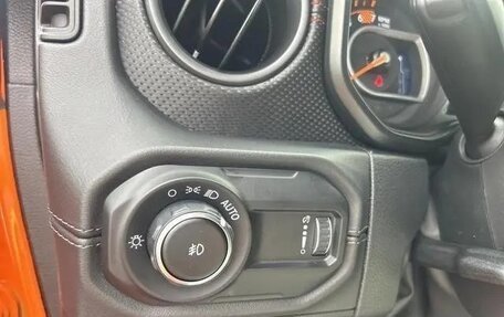 Jeep Wrangler, 2025 год, 7 000 000 рублей, 22 фотография