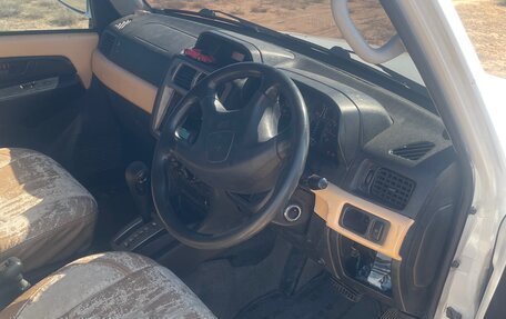 Mitsubishi Pajero iO, 1999 год, 465 000 рублей, 5 фотография