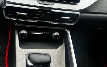 Geely Coolray I, 2023 год, 1 550 000 рублей, 14 фотография