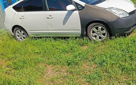 Toyota Prius, 2008 год, 650 000 рублей, 11 фотография