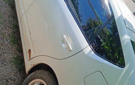 Toyota Prius, 2008 год, 650 000 рублей, 13 фотография