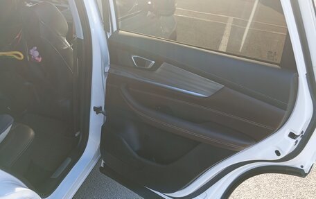 Chery Tiggo 8 Pro, 2021 год, 1 620 000 рублей, 6 фотография