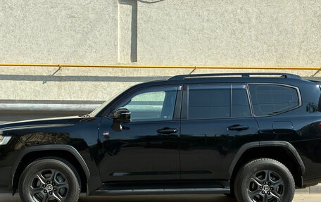 Toyota Land Cruiser, 2022 год, 9 000 000 рублей, 4 фотография