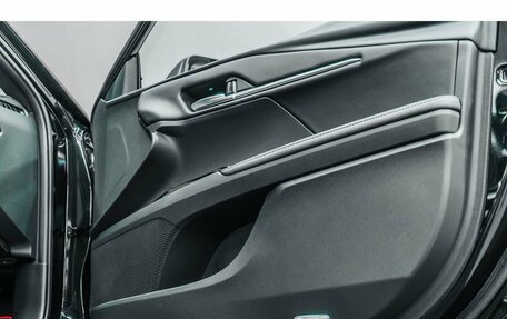 Toyota Camry, 2025 год, 5 050 000 рублей, 15 фотография