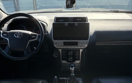 Toyota Land Cruiser Prado 150 рестайлинг 2, 2019 год, 4 699 999 рублей, 5 фотография