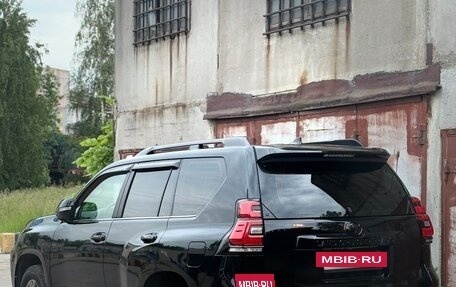 Toyota Land Cruiser Prado 150 рестайлинг 2, 2019 год, 4 699 999 рублей, 4 фотография