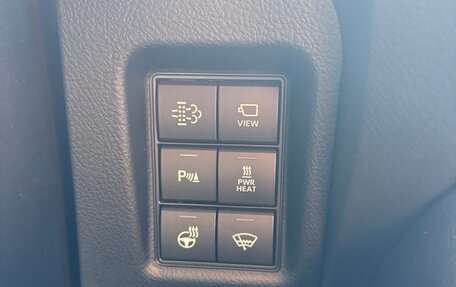 Toyota Land Cruiser Prado 150 рестайлинг 2, 2019 год, 4 699 999 рублей, 10 фотография