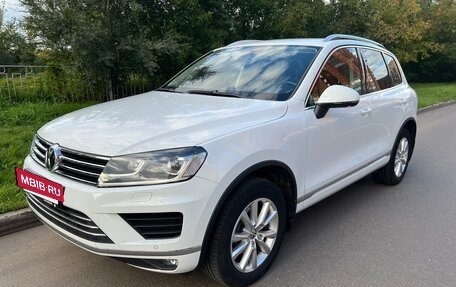 Volkswagen Touareg III, 2016 год, 3 200 000 рублей, 2 фотография