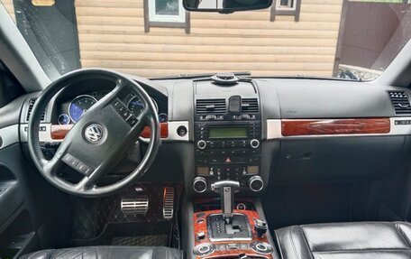 Volkswagen Touareg III, 2005 год, 750 000 рублей, 5 фотография