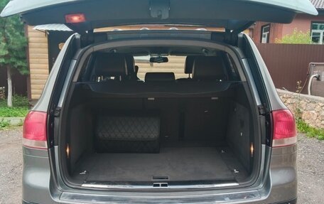 Volkswagen Touareg III, 2005 год, 750 000 рублей, 17 фотография