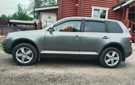 Volkswagen Touareg III, 2005 год, 750 000 рублей, 20 фотография