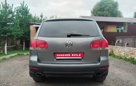 Volkswagen Touareg III, 2005 год, 750 000 рублей, 19 фотография