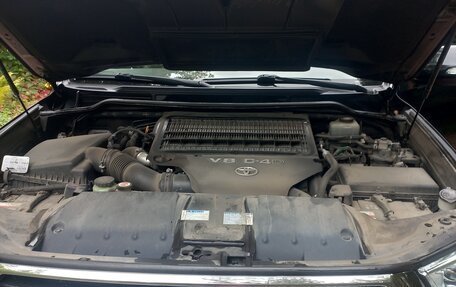 Toyota Land Cruiser 200, 2018 год, 5 850 000 рублей, 9 фотография