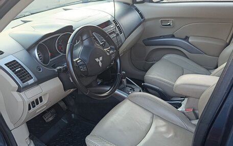 Mitsubishi Outlander III рестайлинг 3, 2007 год, 1 250 000 рублей, 8 фотография