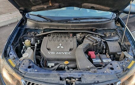 Mitsubishi Outlander III рестайлинг 3, 2007 год, 1 250 000 рублей, 14 фотография